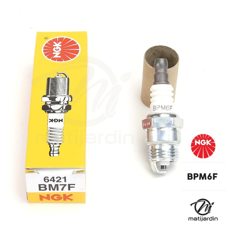 Bougie d'allumage NGK pour tondeuse, tronçonneuse. Type BM7F