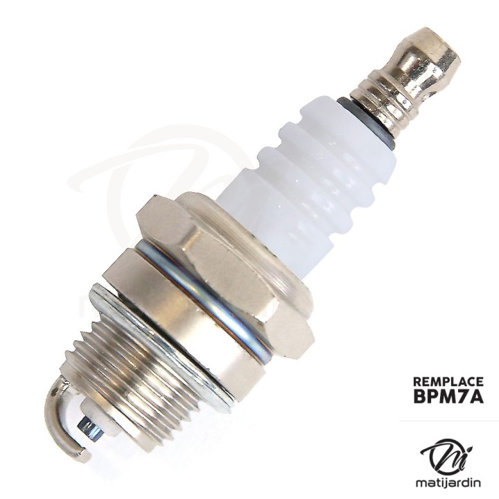 Bougie d'allumage pour débroussailleuse, tronçonneuse. Type NGK BPM7A