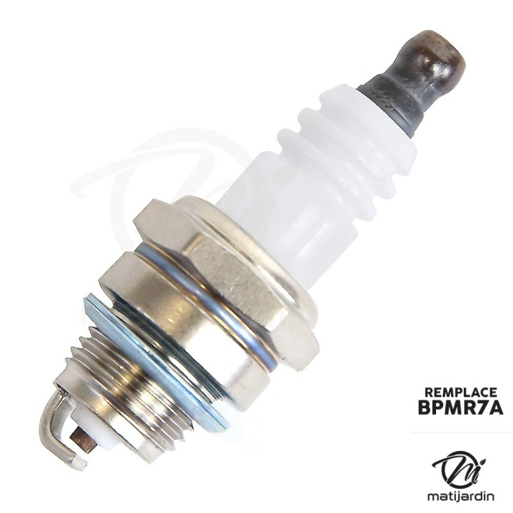 Bougie d'allumage pour débroussailleuse, tronçonneuse. Type NGK BPMR7A