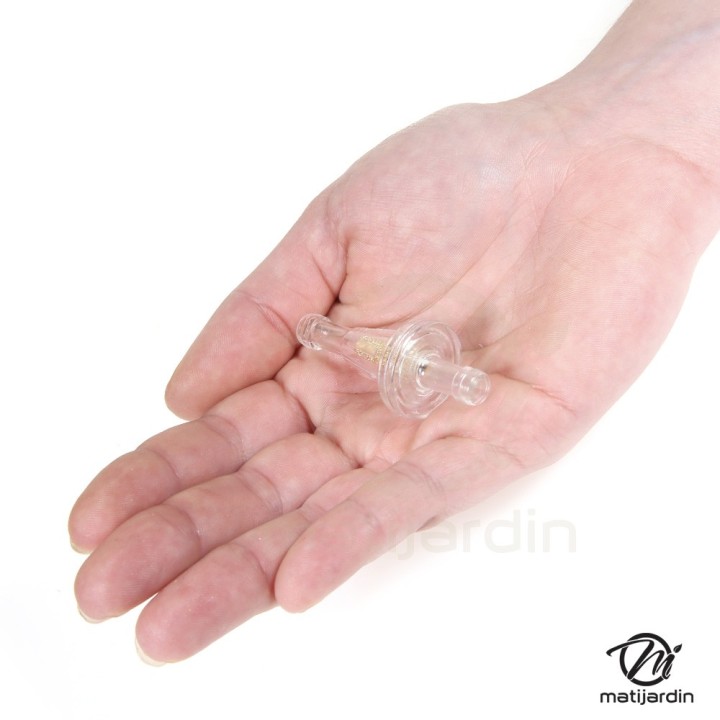 Filtre essence universel. Ø raccord 7,9 mm. Ø ext. 22,35 mm