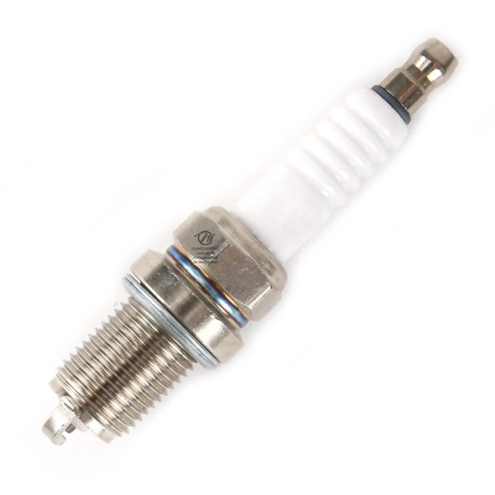 Bougie d'allumage. Type NGK K6RTC