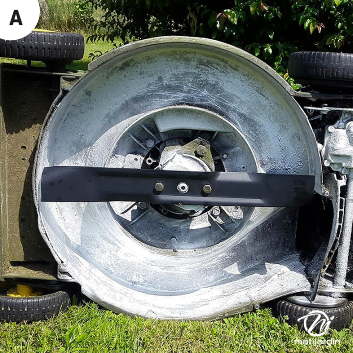 Lame tondeuse pour John Deere GX14SBE. N° M112972. Coupe 53 cm