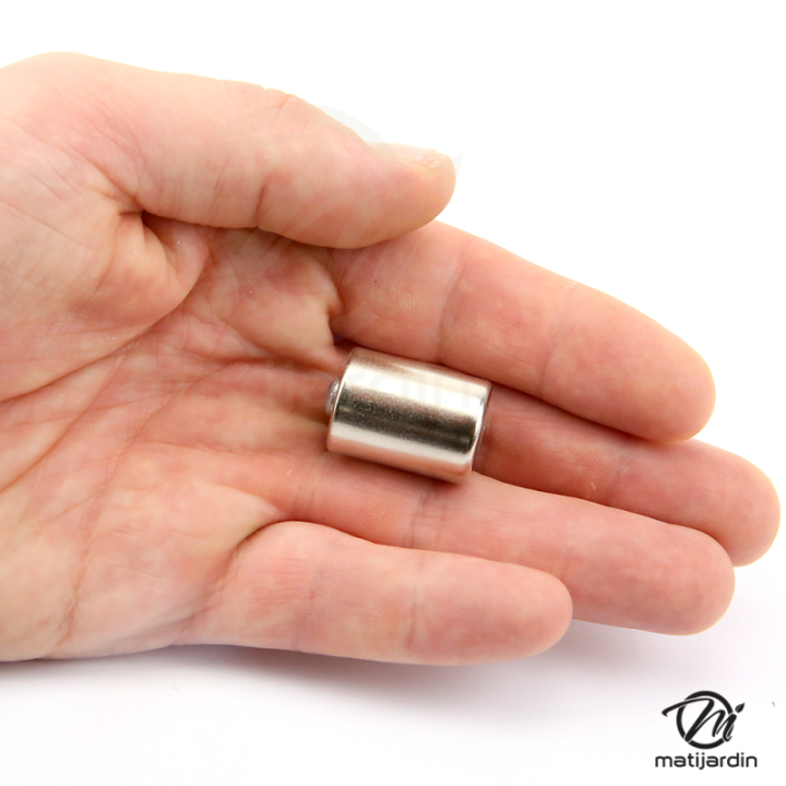 Condensateur pour tondeuse Bosch. 1 237 330 035