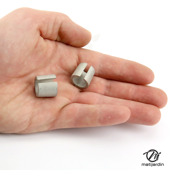 Cosse borne conique pour batterie. x2