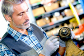 7 étapes pour mieux entretenir votre débroussailleuse !